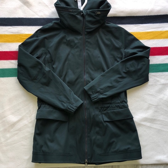 Lululemon dark green anorak
